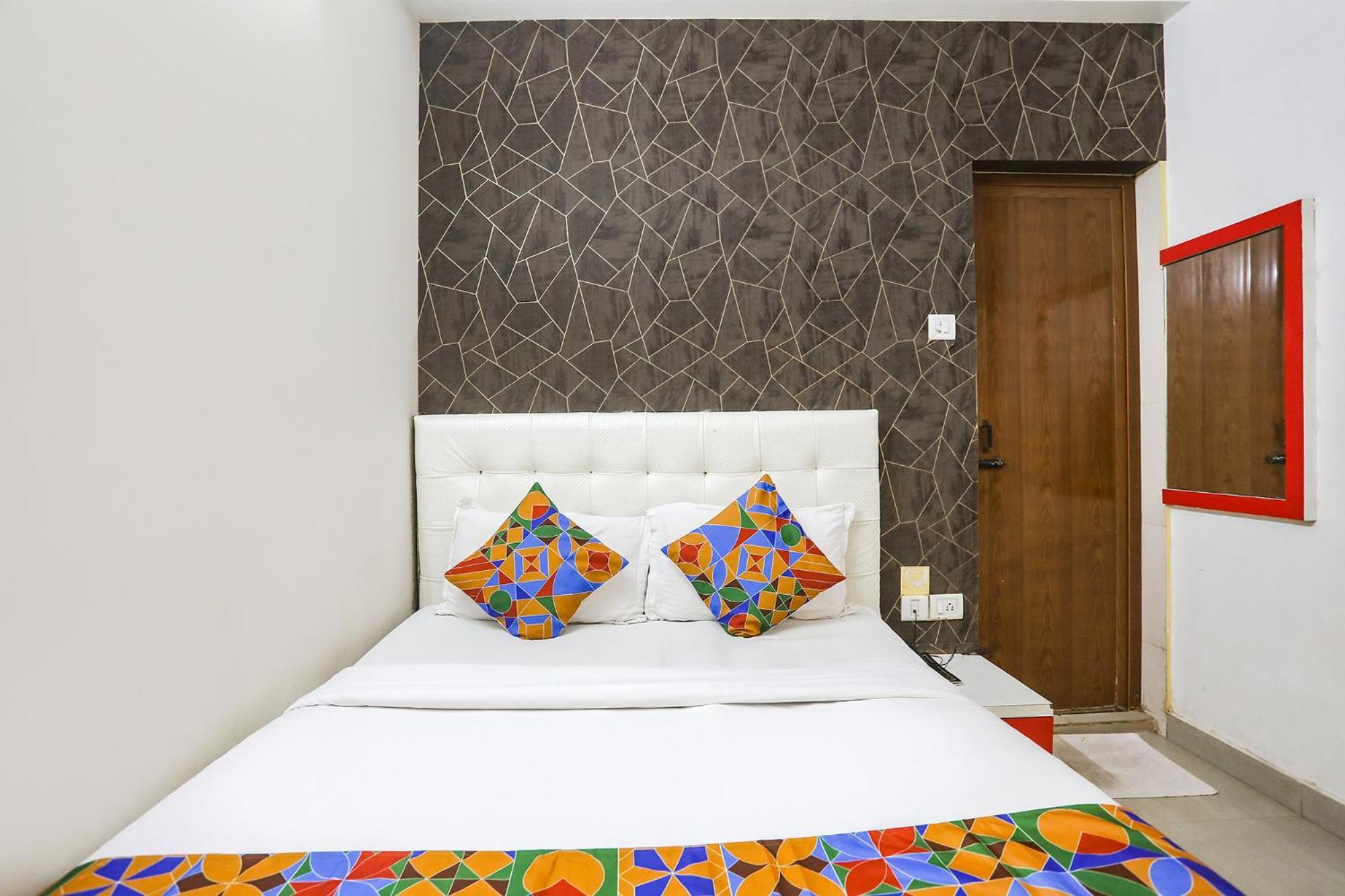 Fabhotel Greenstar Inn - Bhubaneswar Airport Exterior photo